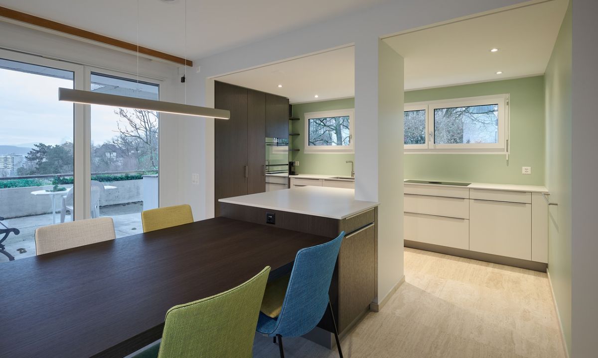 Verwirklichen Sie mit uns individuelle Anbauten, die Ihr Zuhause, Unternehmen oder Ihre Liegenschaft in Basel-Land und Umgebung erweitern. Ob zus&auml;tzlicher Wohnraum, B&uuml;ro oder Nutzfl&auml;che &ndash; wir begleiten Ihr Projekt von der Planung bis zur sauberen Ausf&uuml;hrung und sorgen f&uuml;r hochwertige Bauqualit&auml;t, die sich langfristig auszahlt.