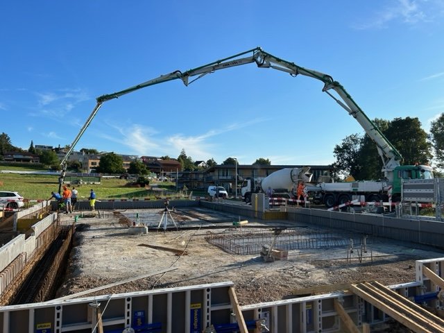 Betonbodenplatte mit Schalung