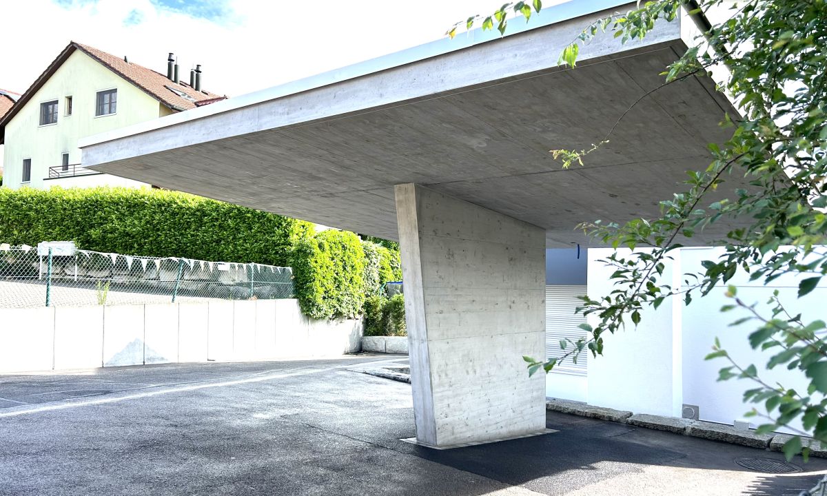 Fundamente, Decken, Balkone, Treppen, St&uuml;tzmauern oder Carports: Wir f&uuml;hren s&auml;mtliche Betonarbeiten pr&auml;zise und langlebig aus &ndash; vom kleinen Fundament bis zu grossen Stahlbetonbauten. Ihr Projekt ist bei unseren Hochbauexperten in den besten H&auml;nden.